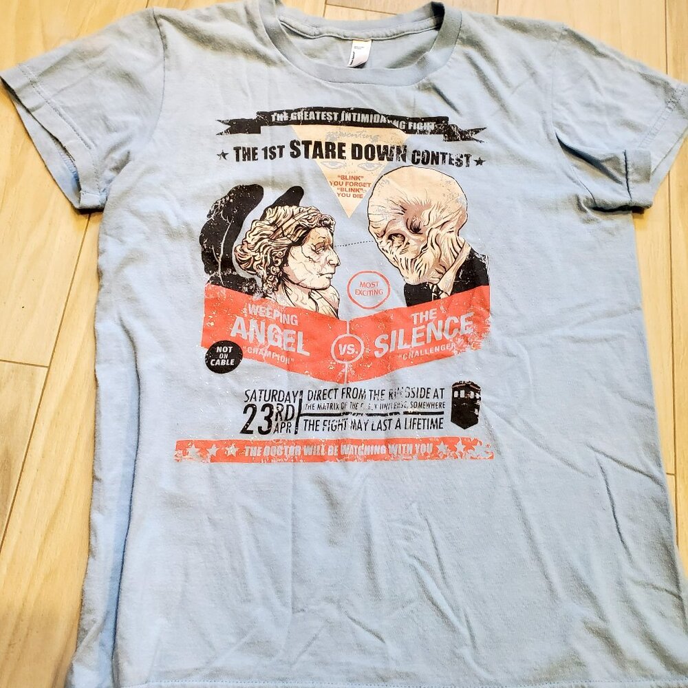 Dr Who T shirt- Silence Vs Weeping Angels- Women's M